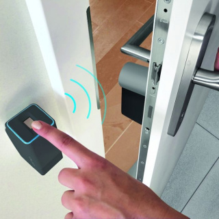 Fingerprint Schwarz mit Akku und Funk fr Nuki Smart Lock